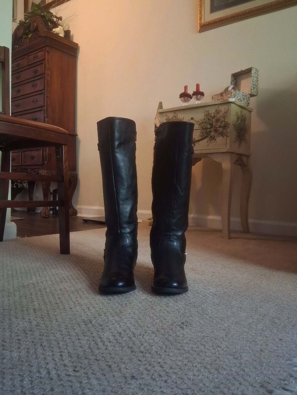 Classic Black Knee-High Leather Boots - Women